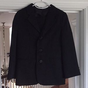 Perry Ellis Boy’s Black Suit